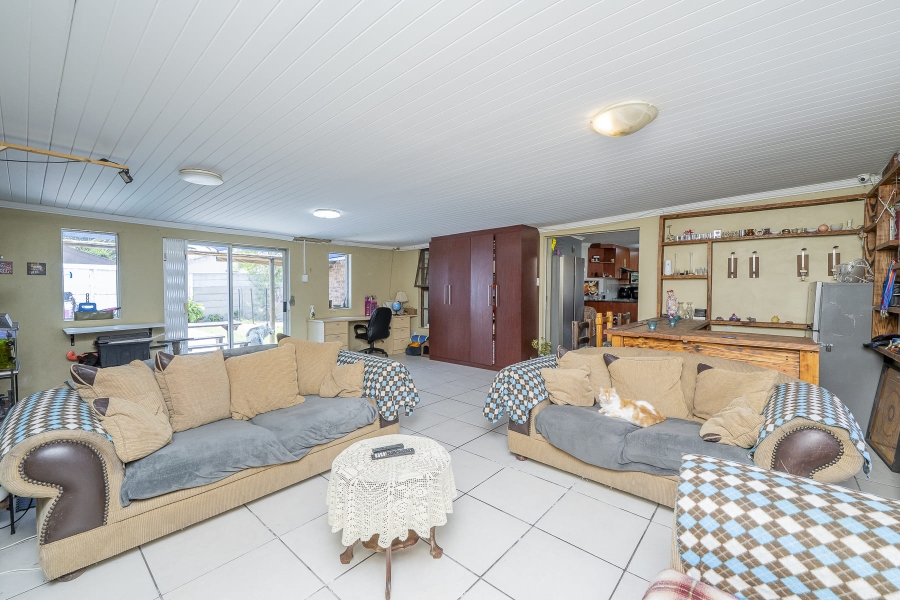 4 Bedroom Property for Sale in Bonnie Brae Western Cape